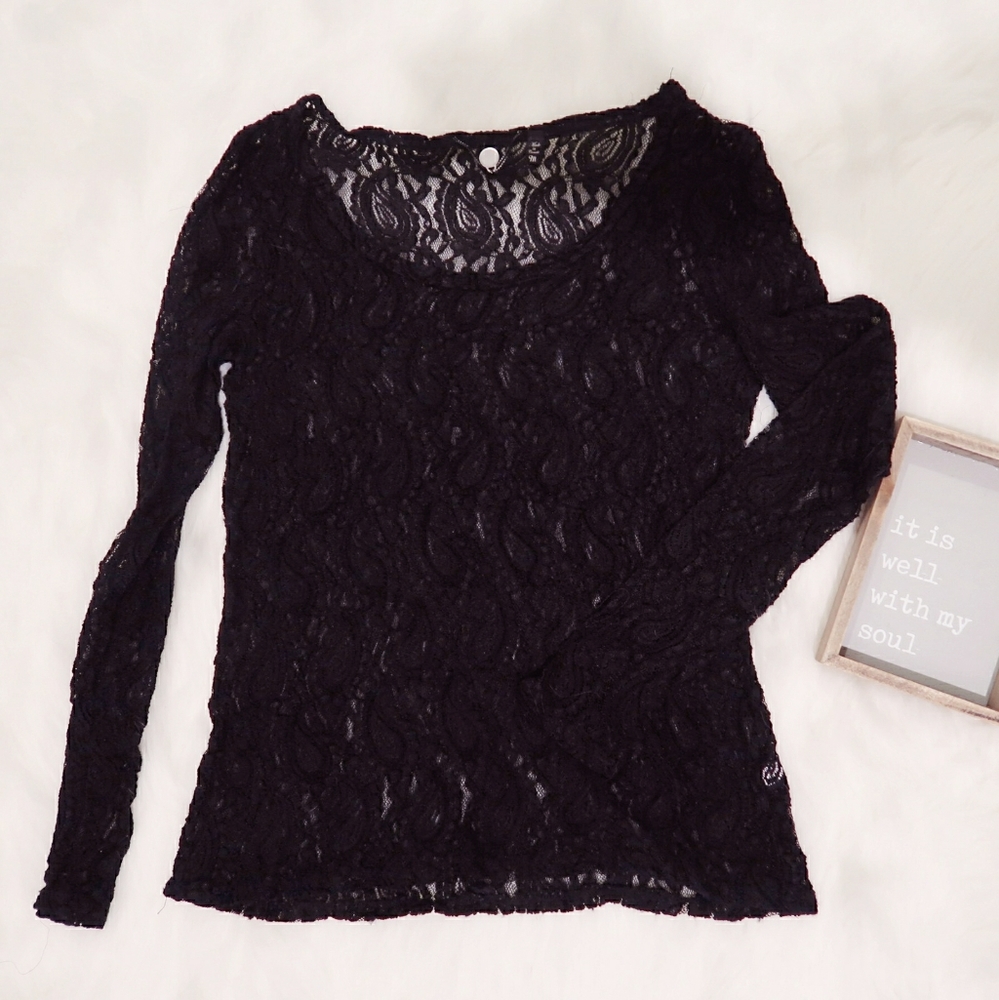 Long Sleeve Paisley Lace Top